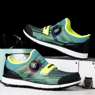 CLASSIC STRIDE SHOES